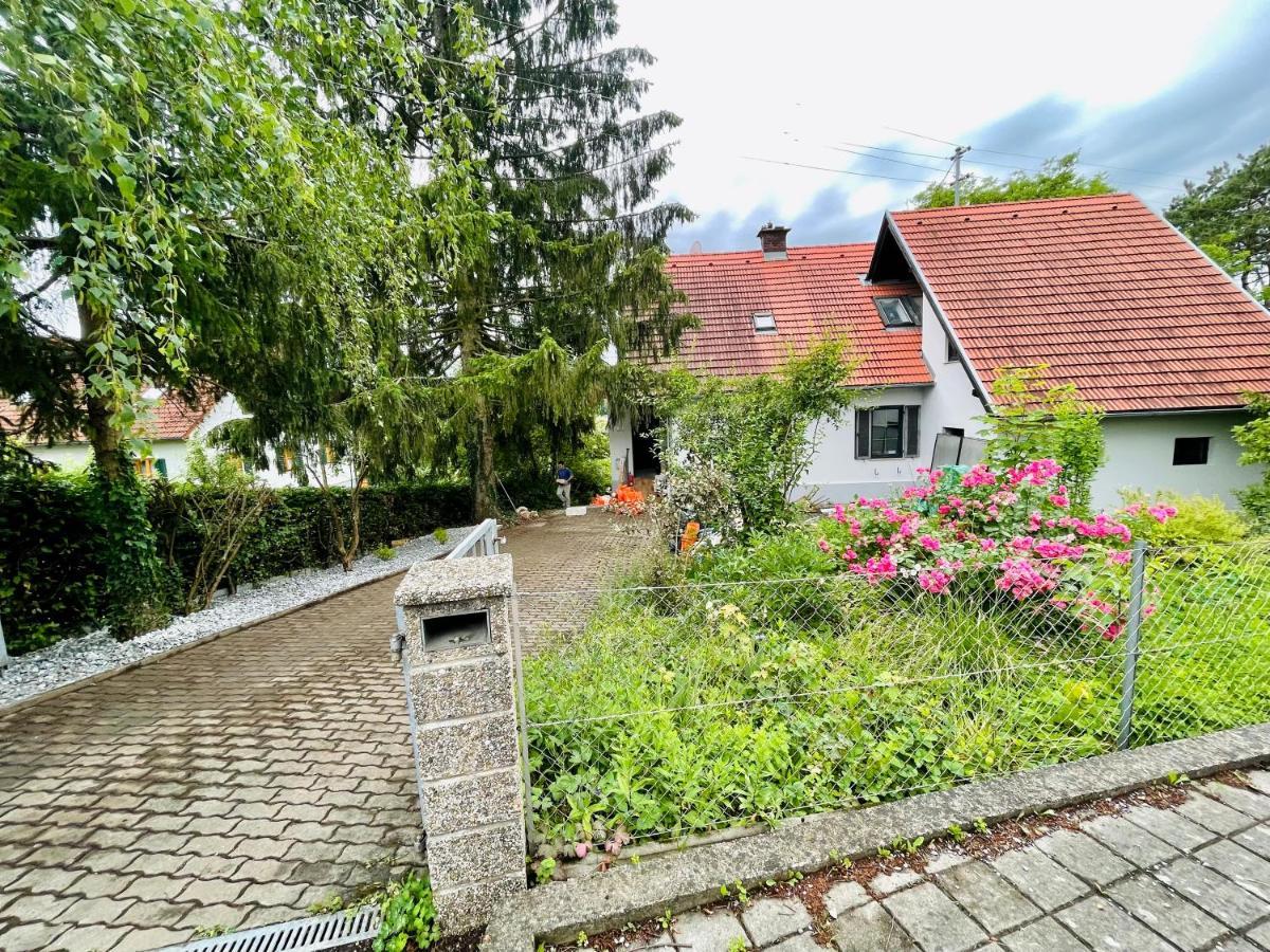 Freiblick 3 Bad Glbg Mit Terrasse Top 3 Bad Gleichenberg Exterior photo